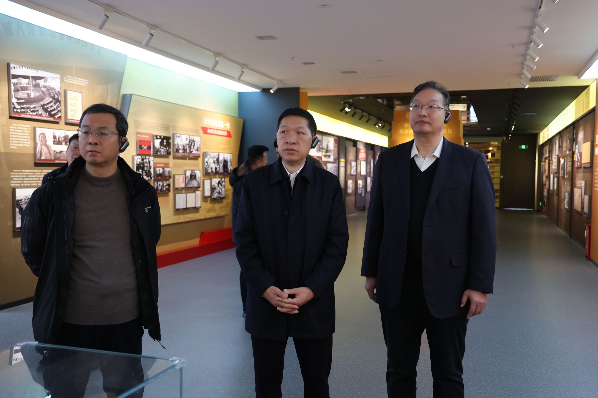 保定學院黨委書記周林偉 邯鄲學院黨委常委、副校長崔獻軍一行來我校考察調研