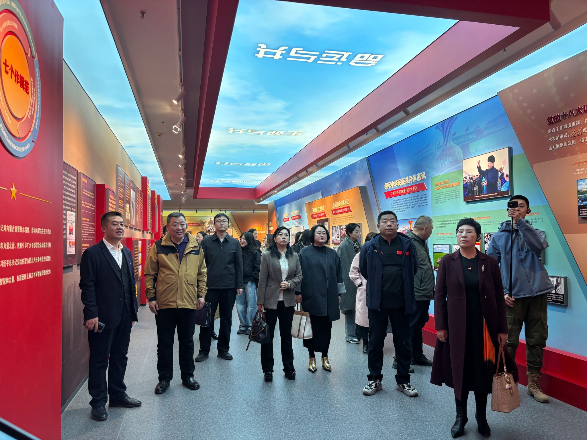 集寧師范學院黨委統戰部一行到我校參觀交流